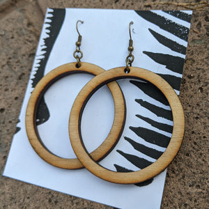 Wooden hoops, large