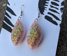 Load image into Gallery viewer, Soft pink resin earrings
