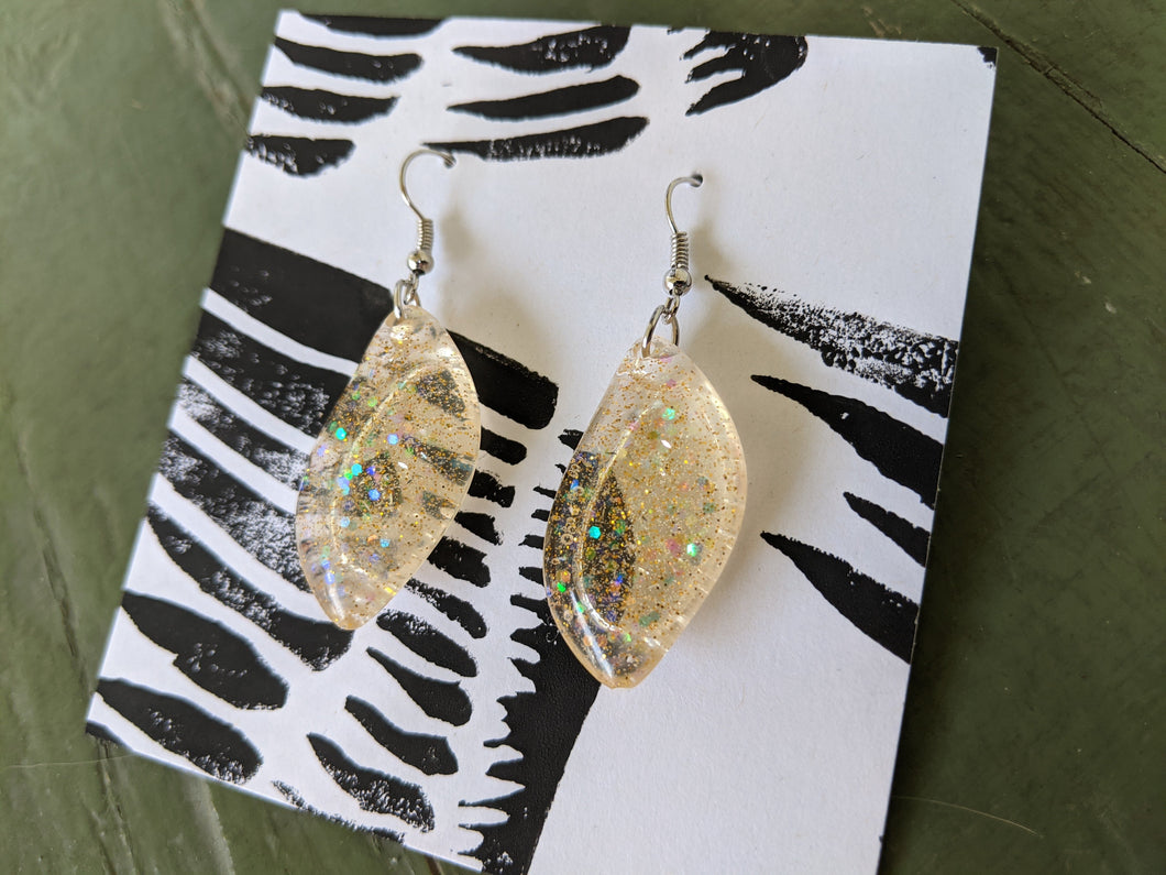 Champagne dewdrop resin earrings